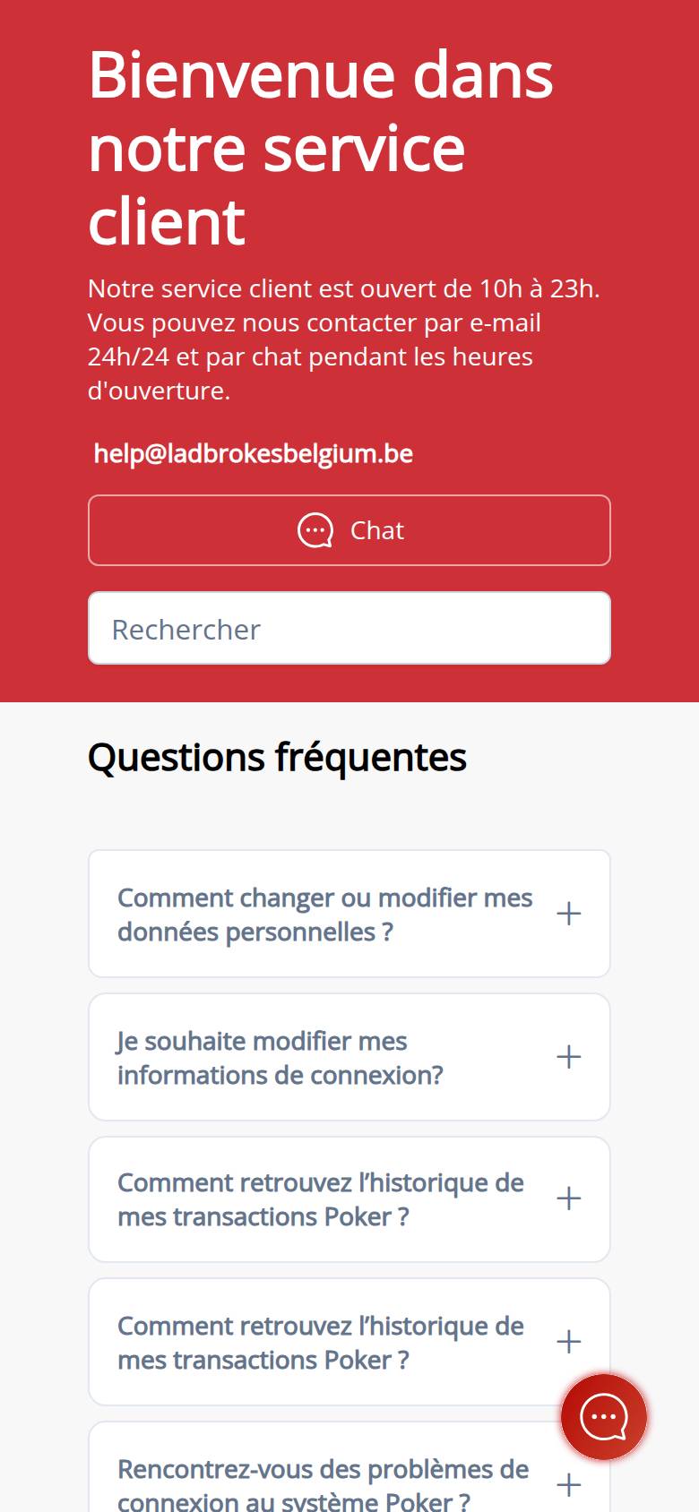Startpagina van het helpcentrum van Ladbrokes Casino op een smartphone: klantendienst open van 10 tot 23 uur, e-mail 24 uur op 24, knop voor de chat