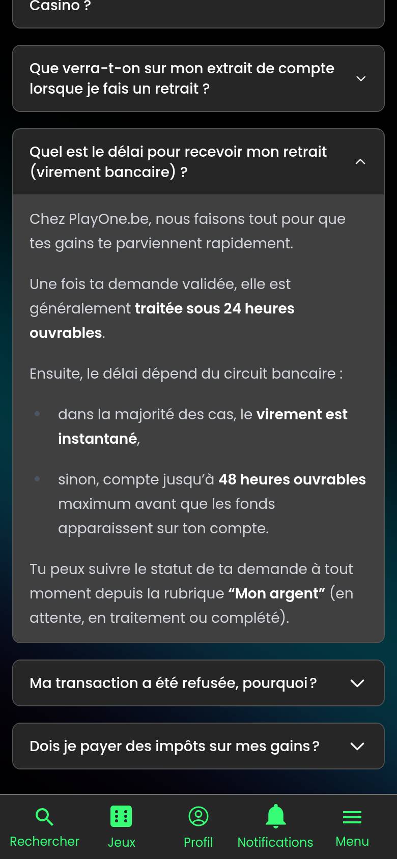 FAQ van PlayOne op een smartphone, vraag over de termijn van een uitbetaling per bankoverschrijving, antwoord opengeklapt